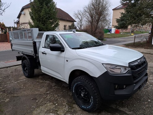 ISUZU D-MAX, 3S sklápeč, 3,5T tažné