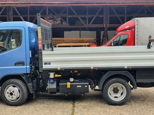 Mitsubishi Canter do 3,5T