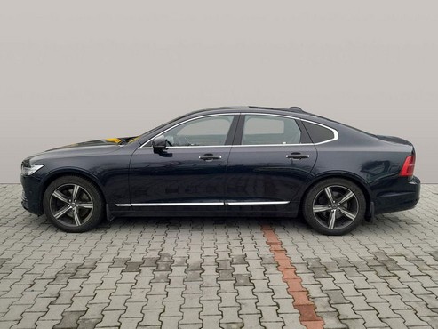 Volvo S90 černé, 4x4, automat